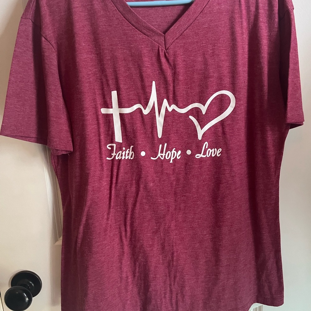 Maroon V-Neck T-Shirt with Faith Hope Love Print